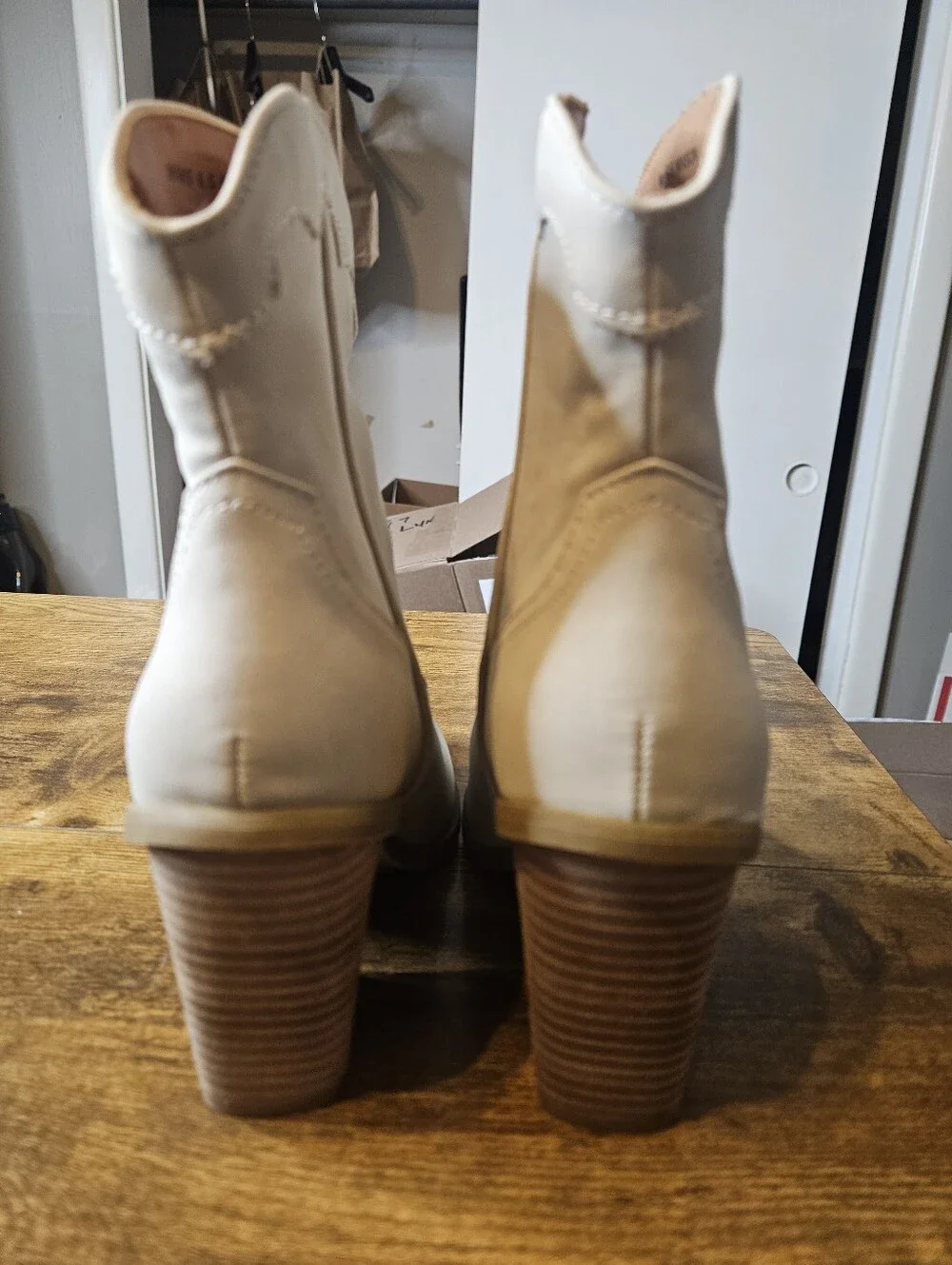 DV By Dolce Vita Womens Nikson Western Style Ankle Booties Size 6.5 New INK MARK